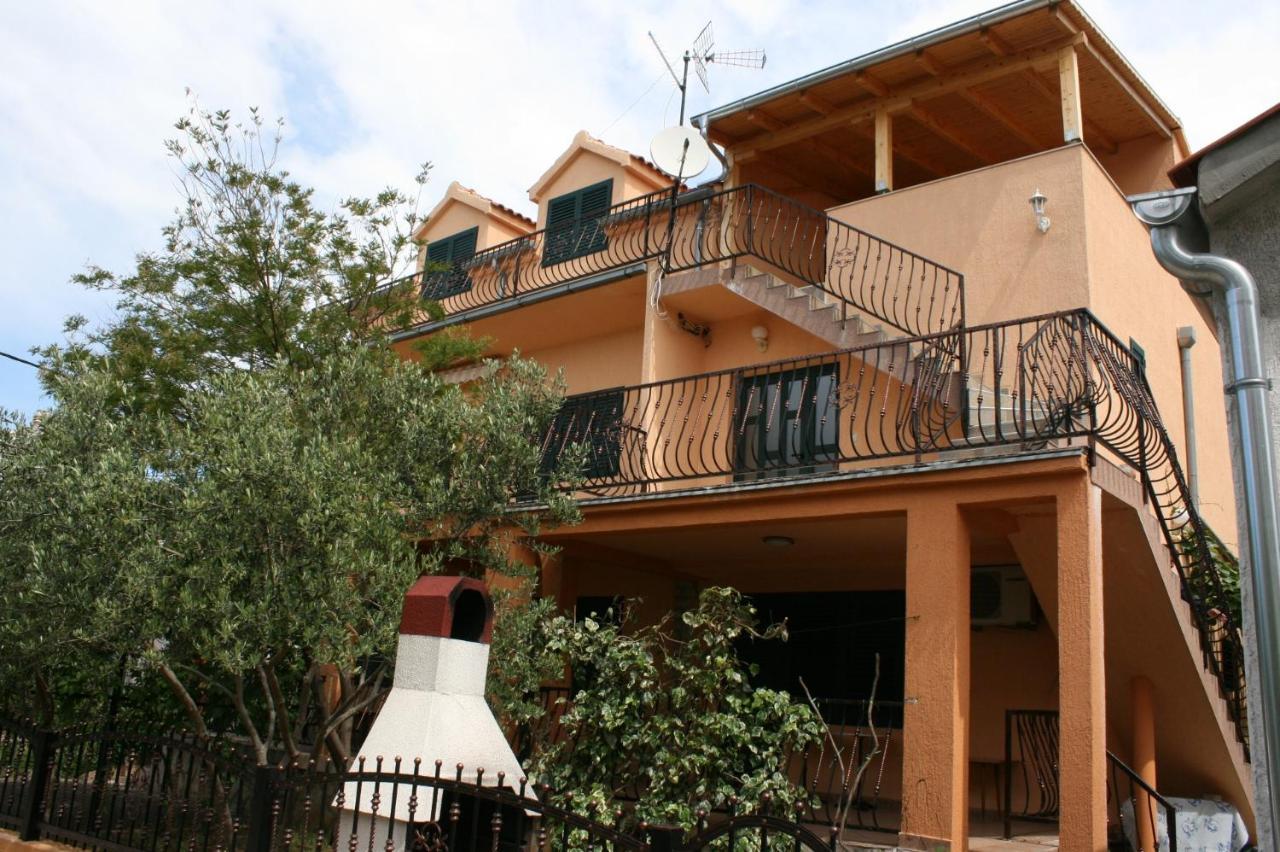 Apartments With A Parking Space Vodice - 6444 Экстерьер фото